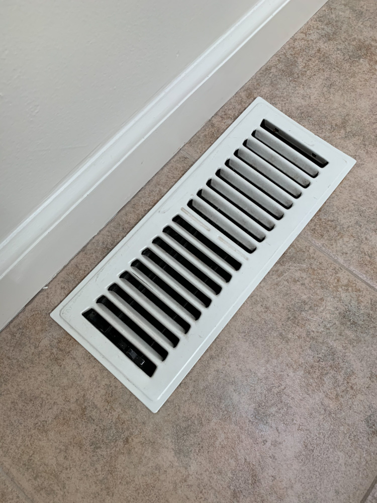 DIY MATTE BLACK HARDWARE Smallish Home