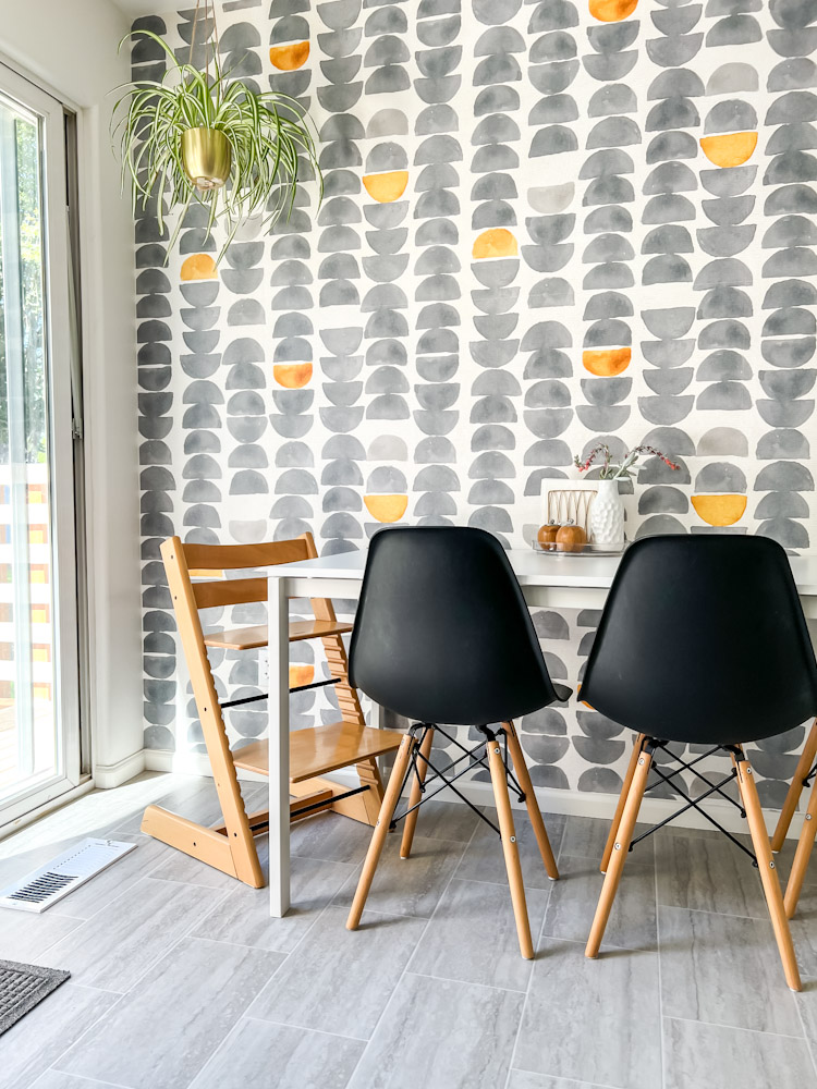 Breakfast Nook Reveal + New Wallpaper! - Smallish Home