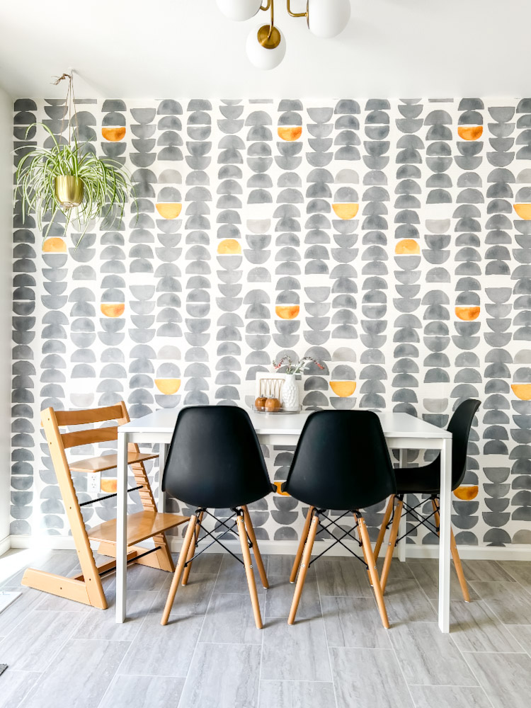 Mid century breakfast nook with wallpaper